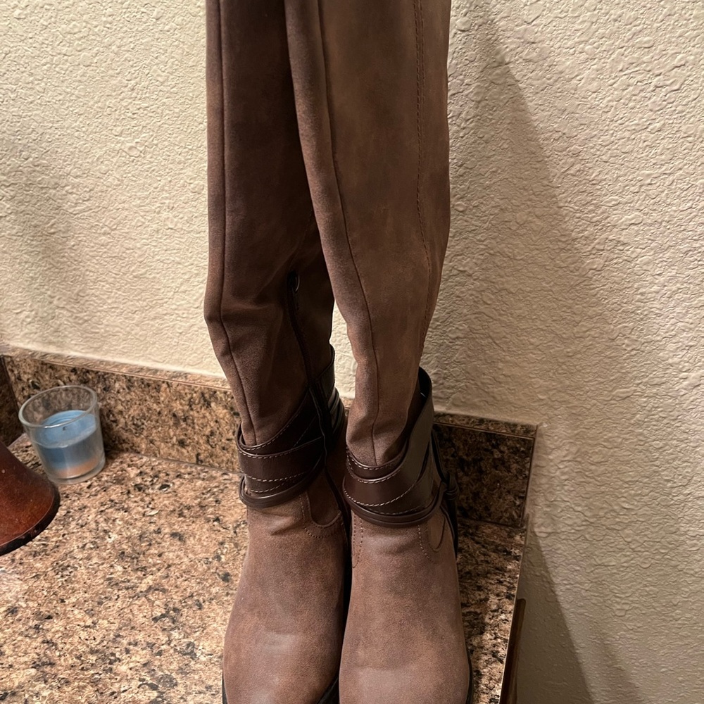 Rampage Chocolate Brown Boots
*No box*